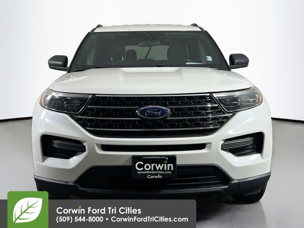 Used 2020 Ford Explorer XLT w/ Comfort Package AWD/4WD image 4