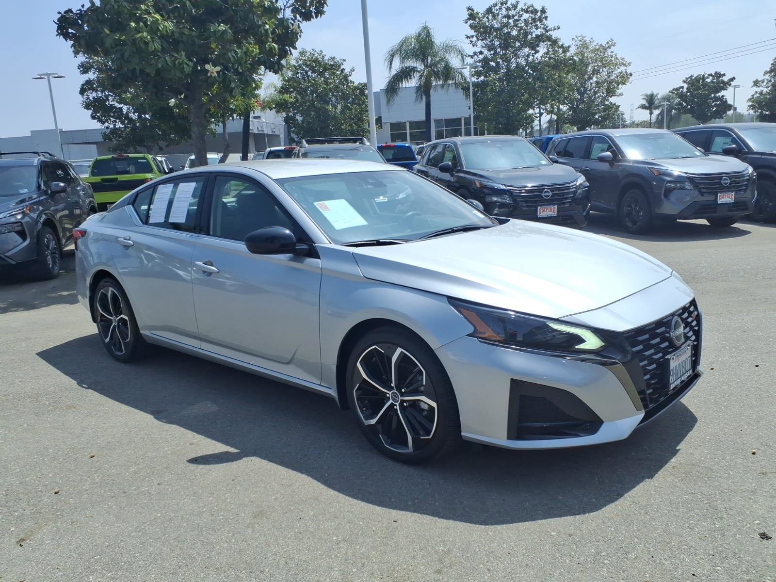 Certified 2023 Nissan Altima 2.5 SR FWD image 5