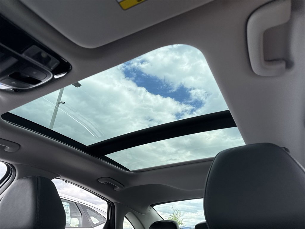 New 2025 Hyundai Sonata Limited image 26