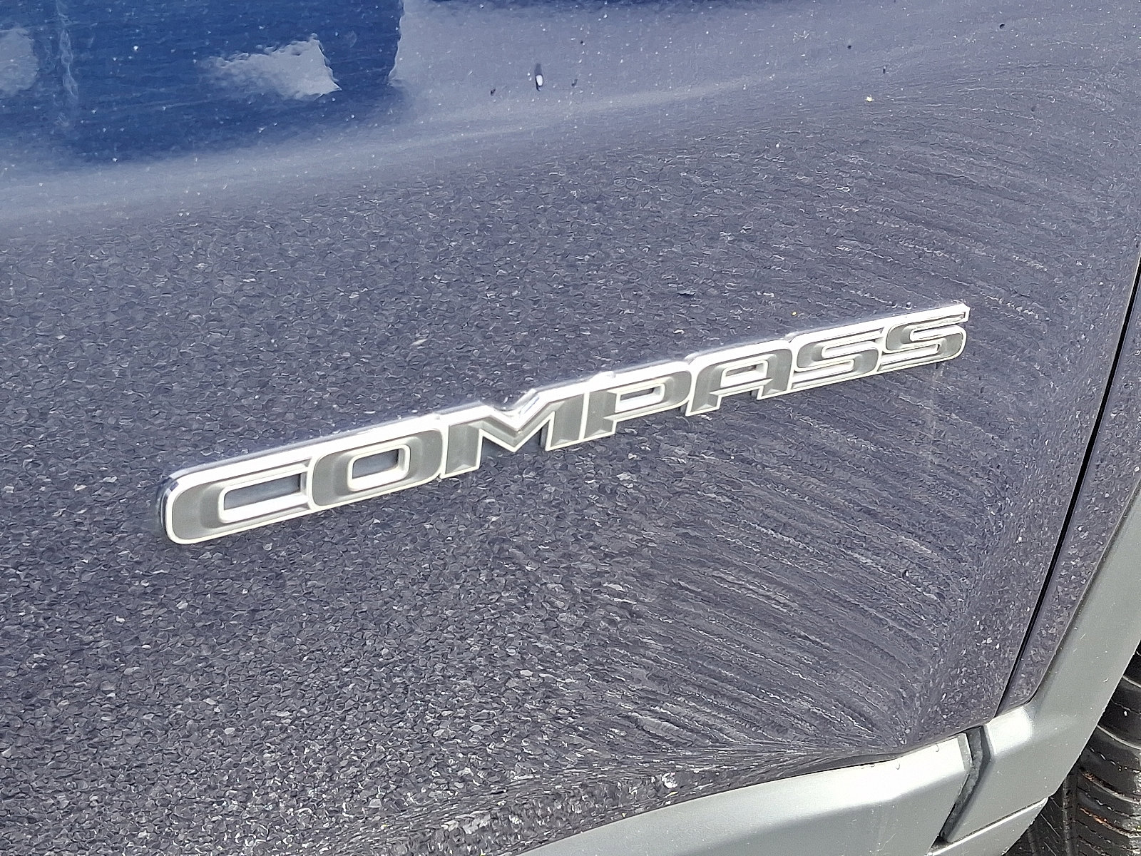 Used 2017 Jeep Compass Latitude w/ Popular Equipment Group AWD/4WD image 31