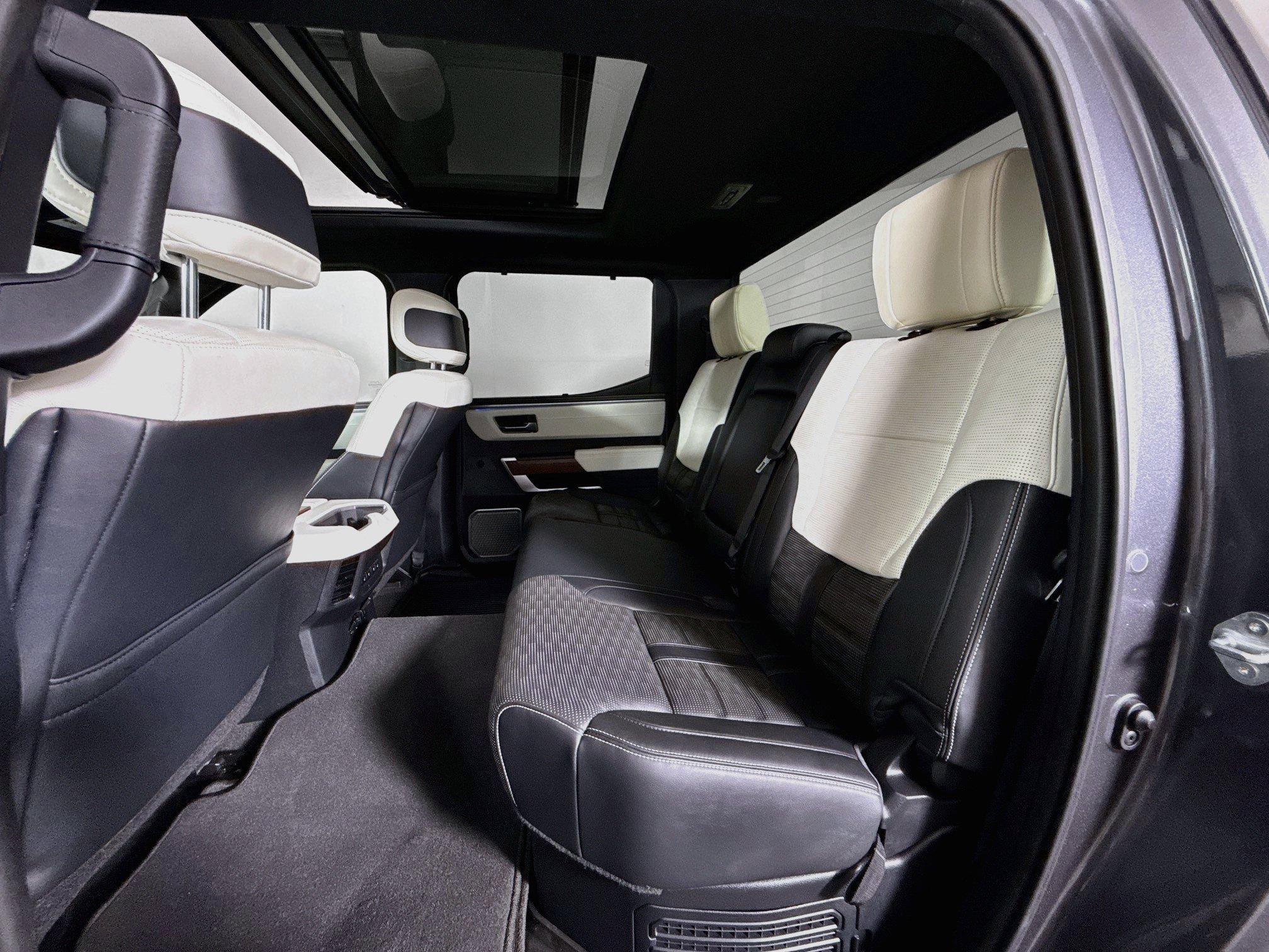Used 2023 Toyota Tundra Capstone AWD/4WD image 23