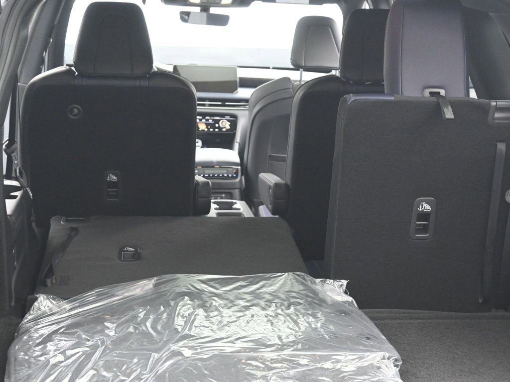 New 2026 INFINITI QX60 Sport w/ Dark Cargo Package image 23