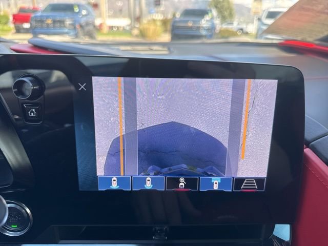 Used 2024 Chevrolet Corvette Stingray Premium Cpe w/ Z51 Performance Package RWD image 29