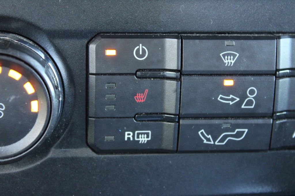 Used 2016 Ford F150 XLT w/ Equipment Group 302A Luxury image 38