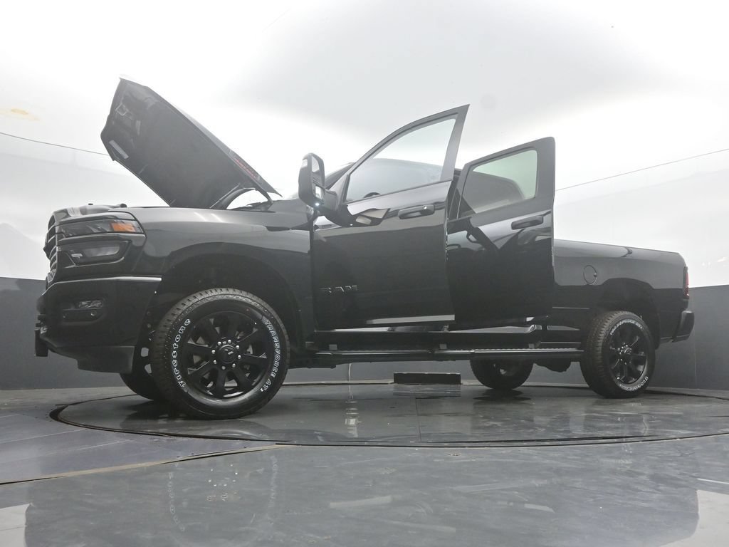 Used 2025 RAM 2500 Big Horn AWD/4WD image 61