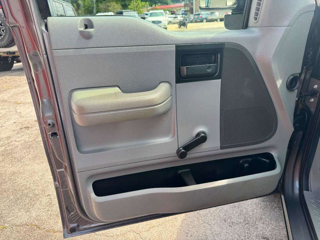 Used 2008 Ford F150 XL RWD image 11