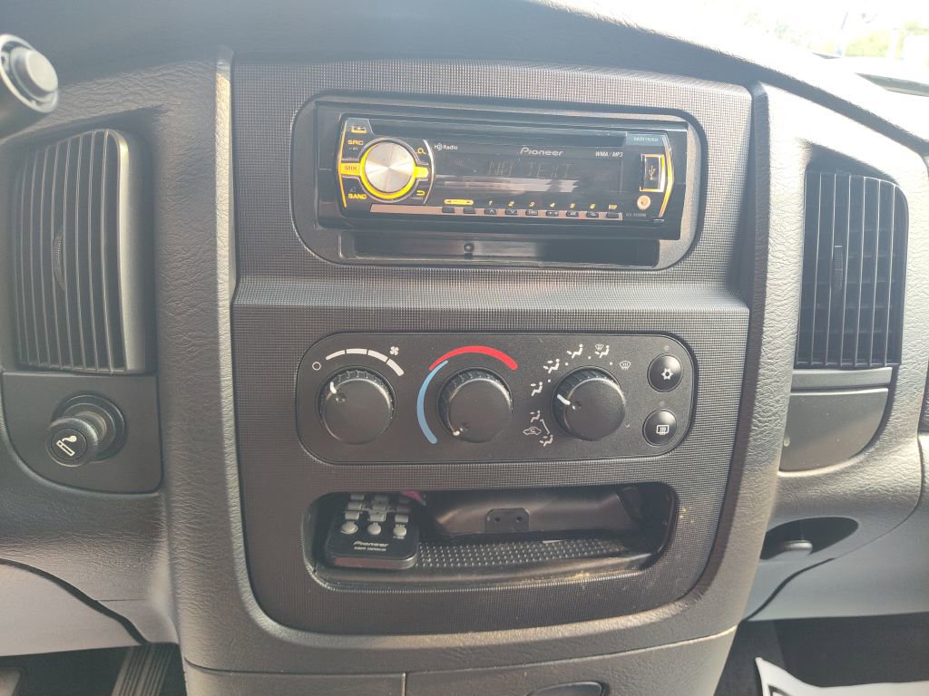 Used 2005 Dodge Ram 1500 Truck SLT w/ Sport Appearance Group image 26