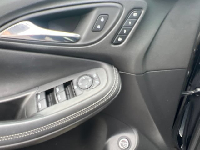 Used 2022 Buick Encore GX Essence w/ Advanced Technology Package AWD/4WD image 21