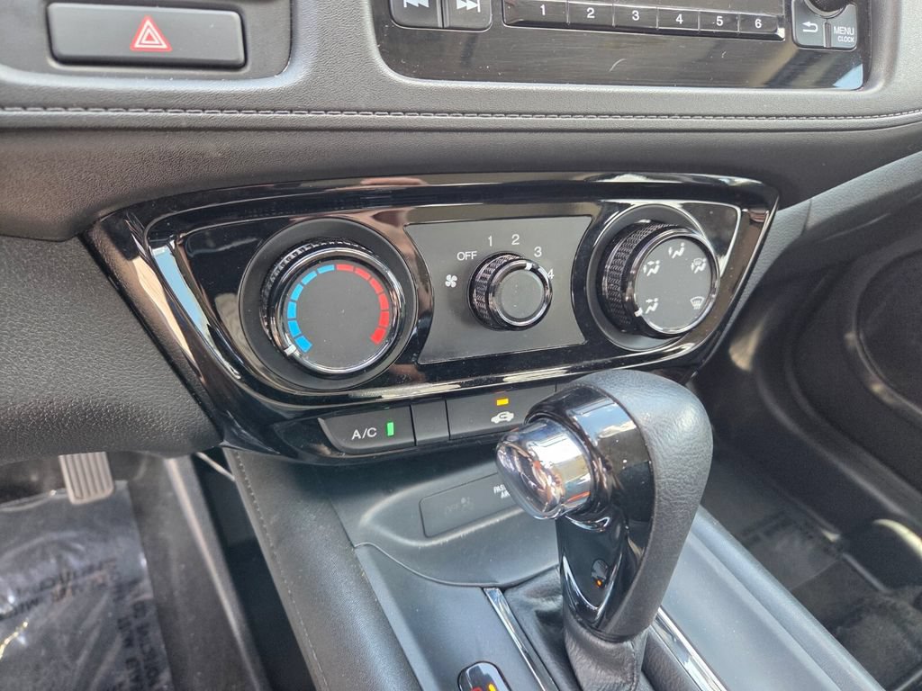 Used 2021 Honda HR-V LX image 23