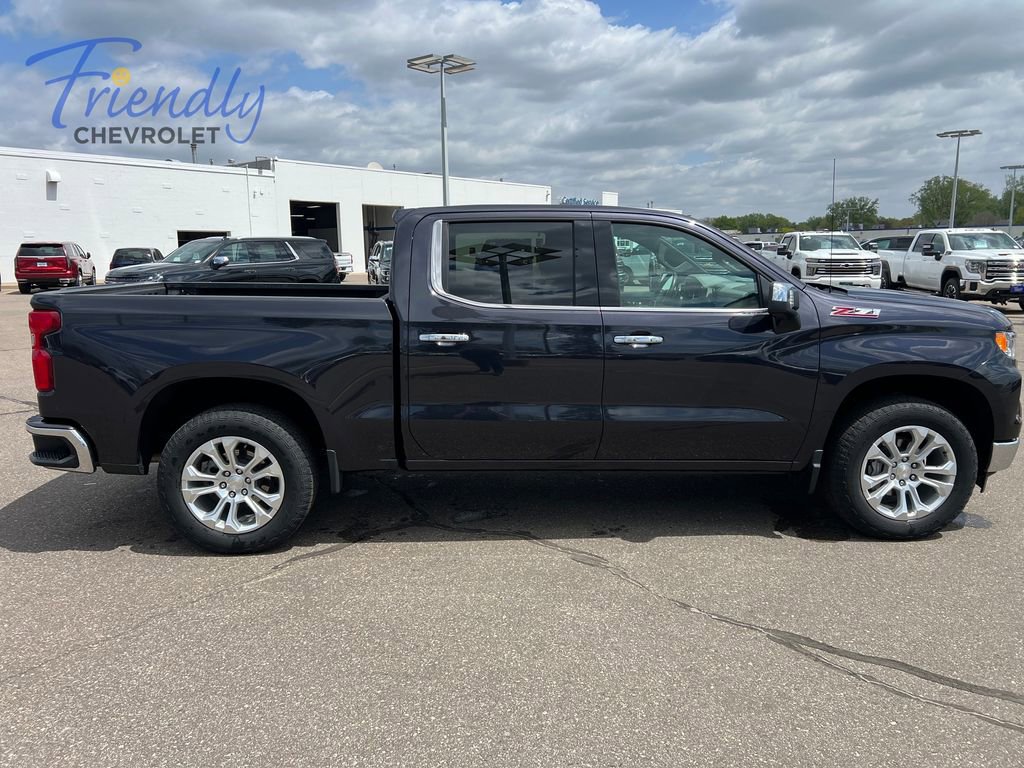 Certified 2023 Chevrolet Silverado 1500 LTZ w/ LTZ Premium Package AWD/4WD image 8