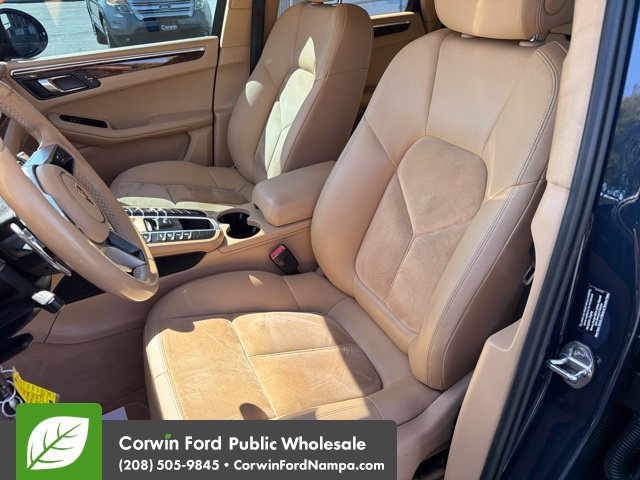 Used 2015 Porsche Macan S AWD/4WD image 26