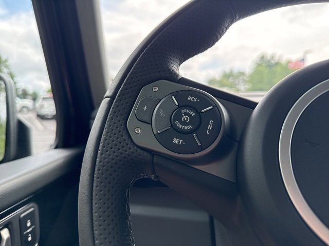 New 2025 INEOS Grenadier Base image 11