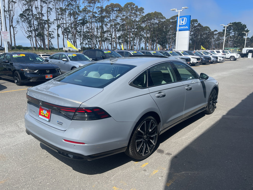 New 2025 Honda Accord Touring image 6