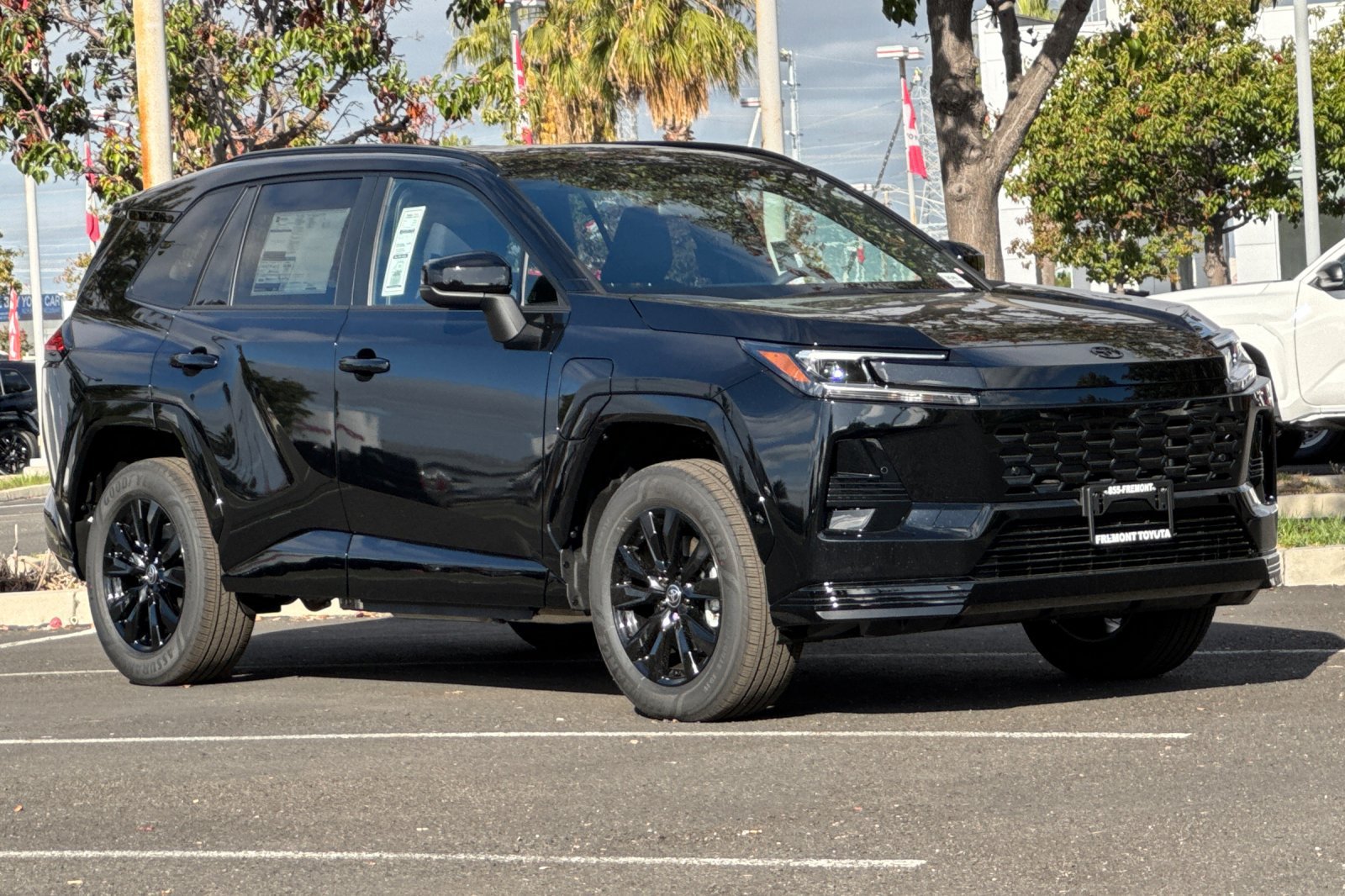 New 2026 Toyota RAV4 SE AWD/4WD image 2
