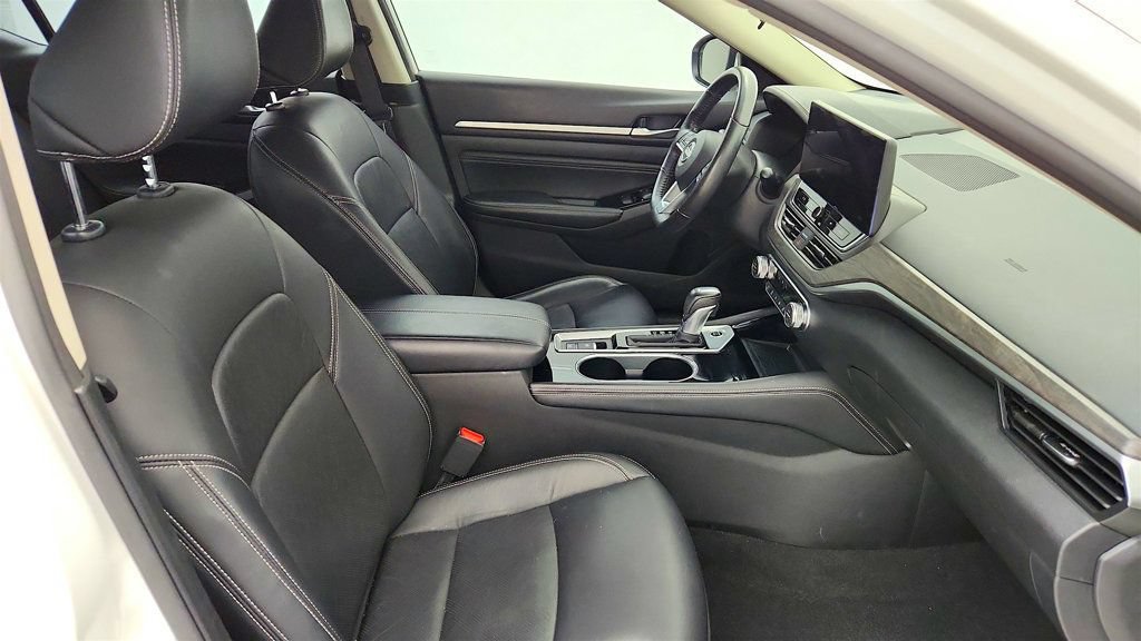 Used 2023 Nissan Altima 2.5 SL AWD/4WD image 22