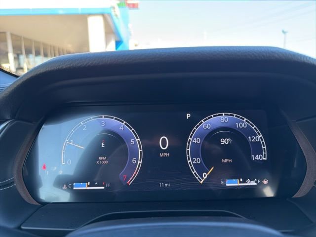 New 2025 Jeep Grand Cherokee Altitude image 12