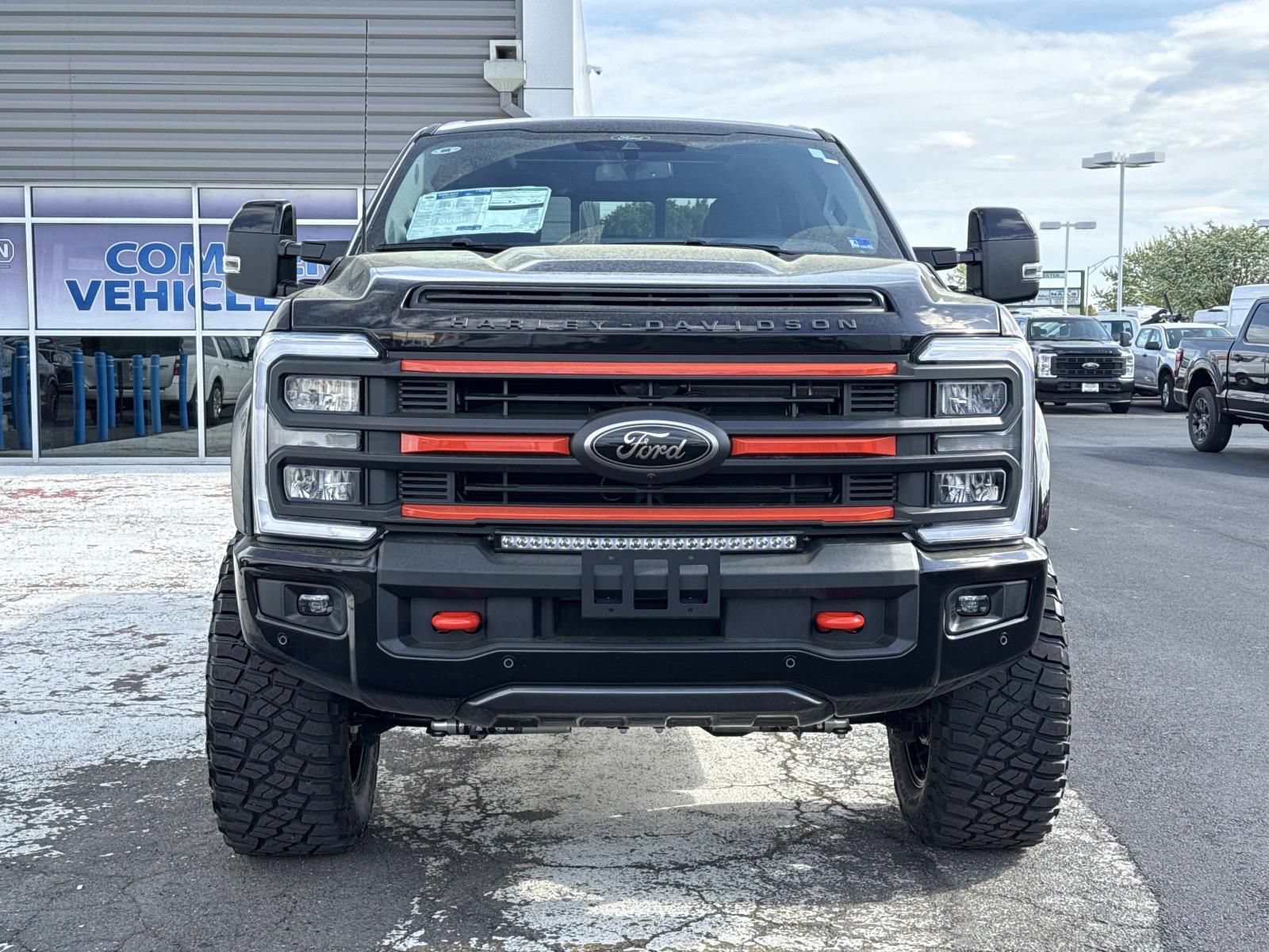 New 2026 Ford F250 Lariat w/ Black Appearance Package AWD/4WD image 8