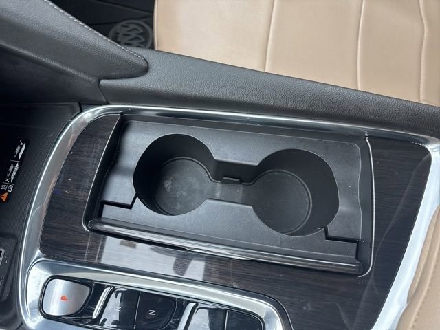 Used 2022 Buick Enclave Essence w/ Sound and Sites Package image 27