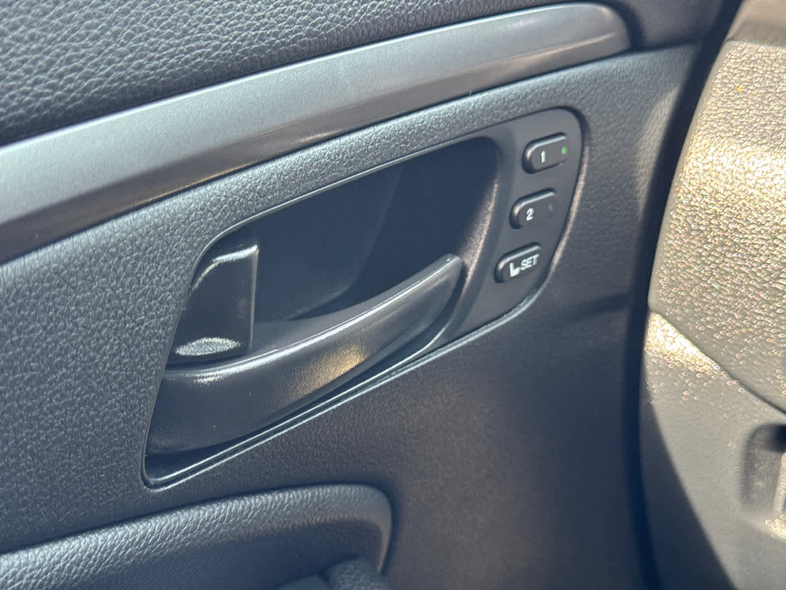 Used 2023 Honda Passport EX-L image 25