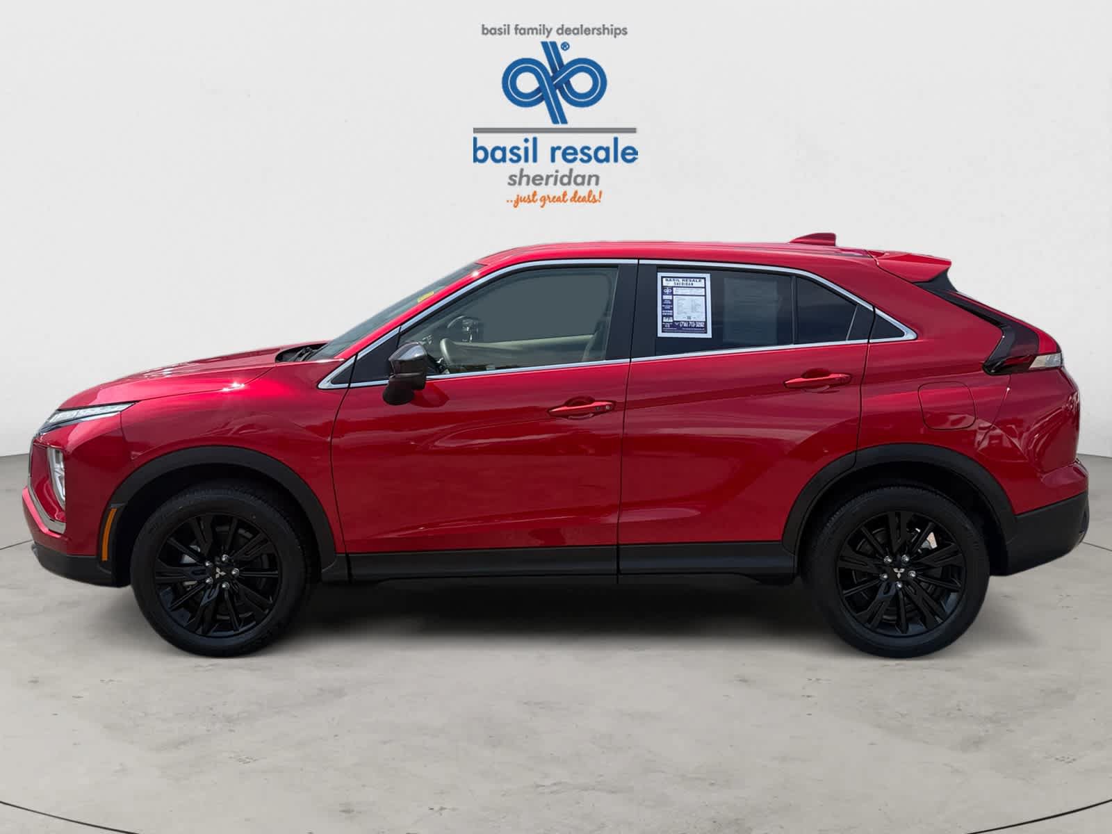 Used 2025 Mitsubishi Eclipse Cross LE AWD/4WD image 3