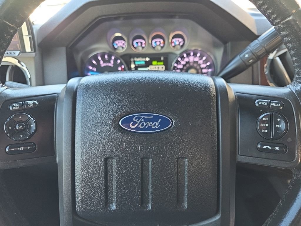 Used 2011 Ford F350 Lariat w/ Lariat Interior Pkg image 17