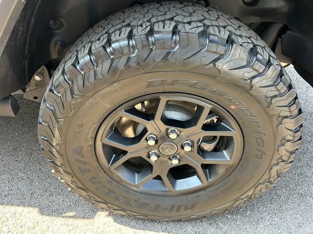Used 2024 Jeep Wrangler Unlimited Sport AWD/4WD image 31