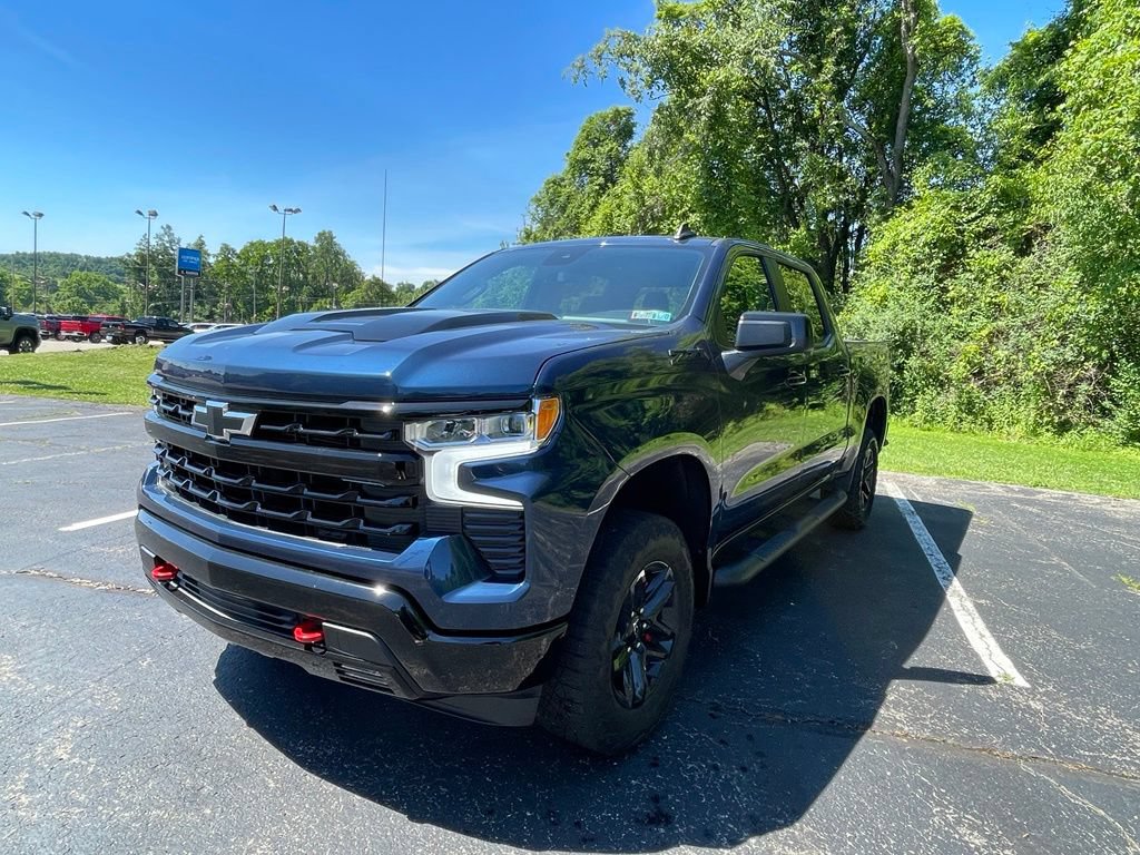 Certified 2023 Chevrolet Silverado 1500 LT Trail Boss w/ LPO, Dark Essentials Package AWD/4WD image 7