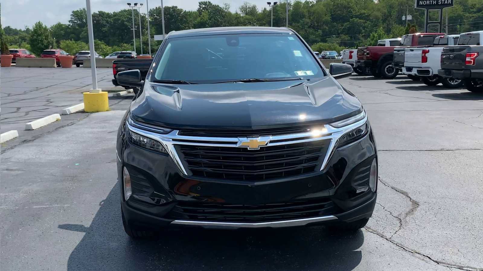 Used 2023 Chevrolet Equinox LT AWD/4WD image 3