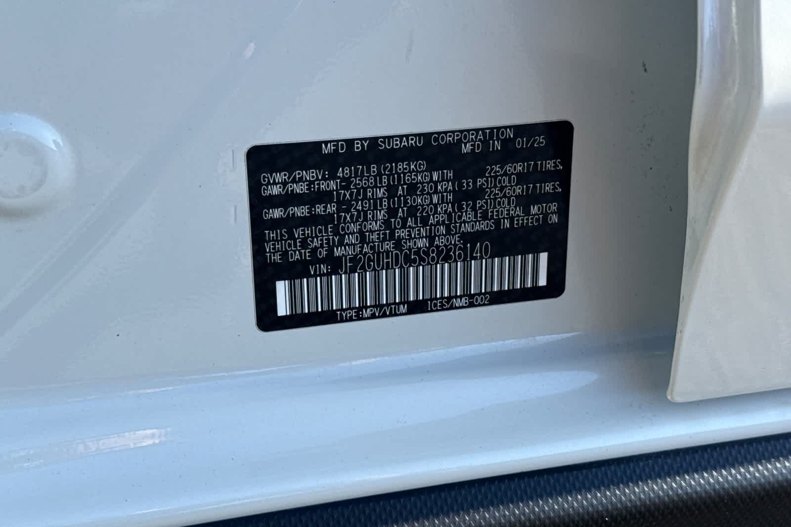 Used 2025 Subaru Crosstrek 2.5i Premium AWD/4WD image 33