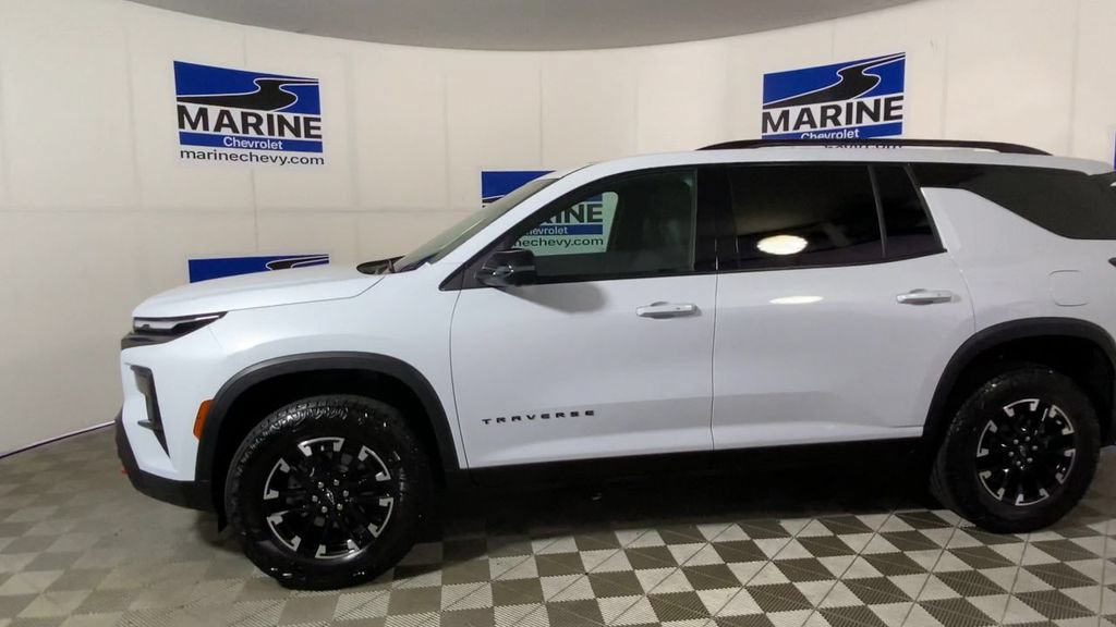 Used 2026 Chevrolet Traverse Z71 w/ Driver Confidence Package AWD/4WD image 7