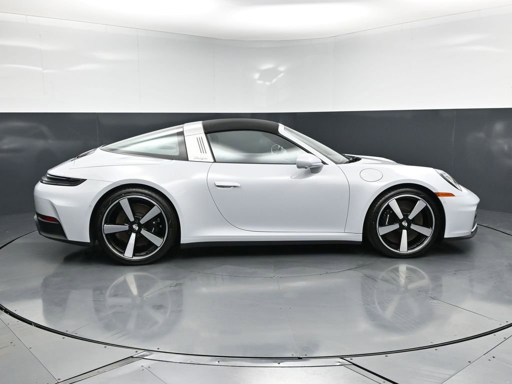 Certified 2026 Porsche 911 Targa 4S AWD/4WD image 12