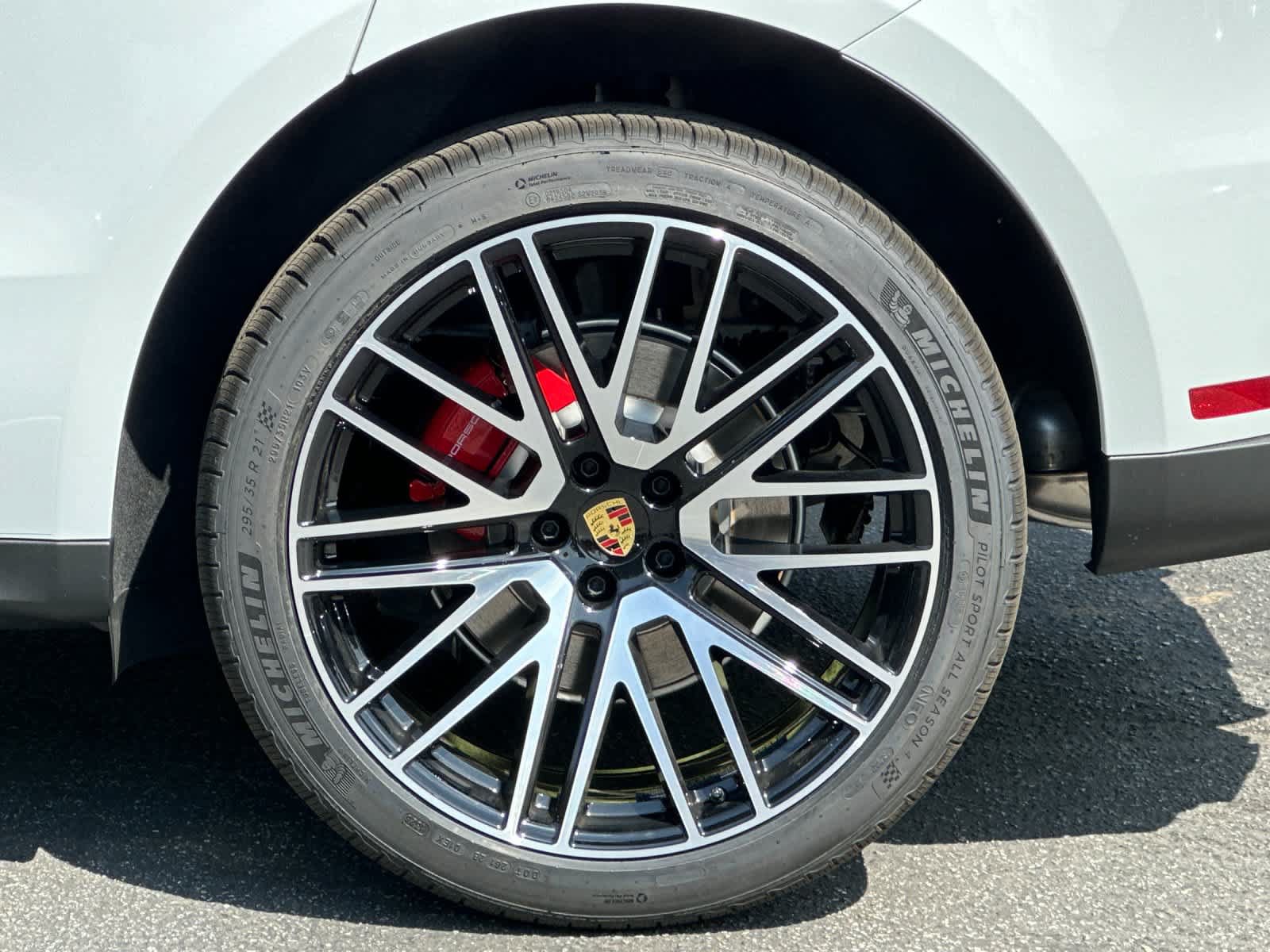 New 2026 Porsche Macan S AWD/4WD image 31