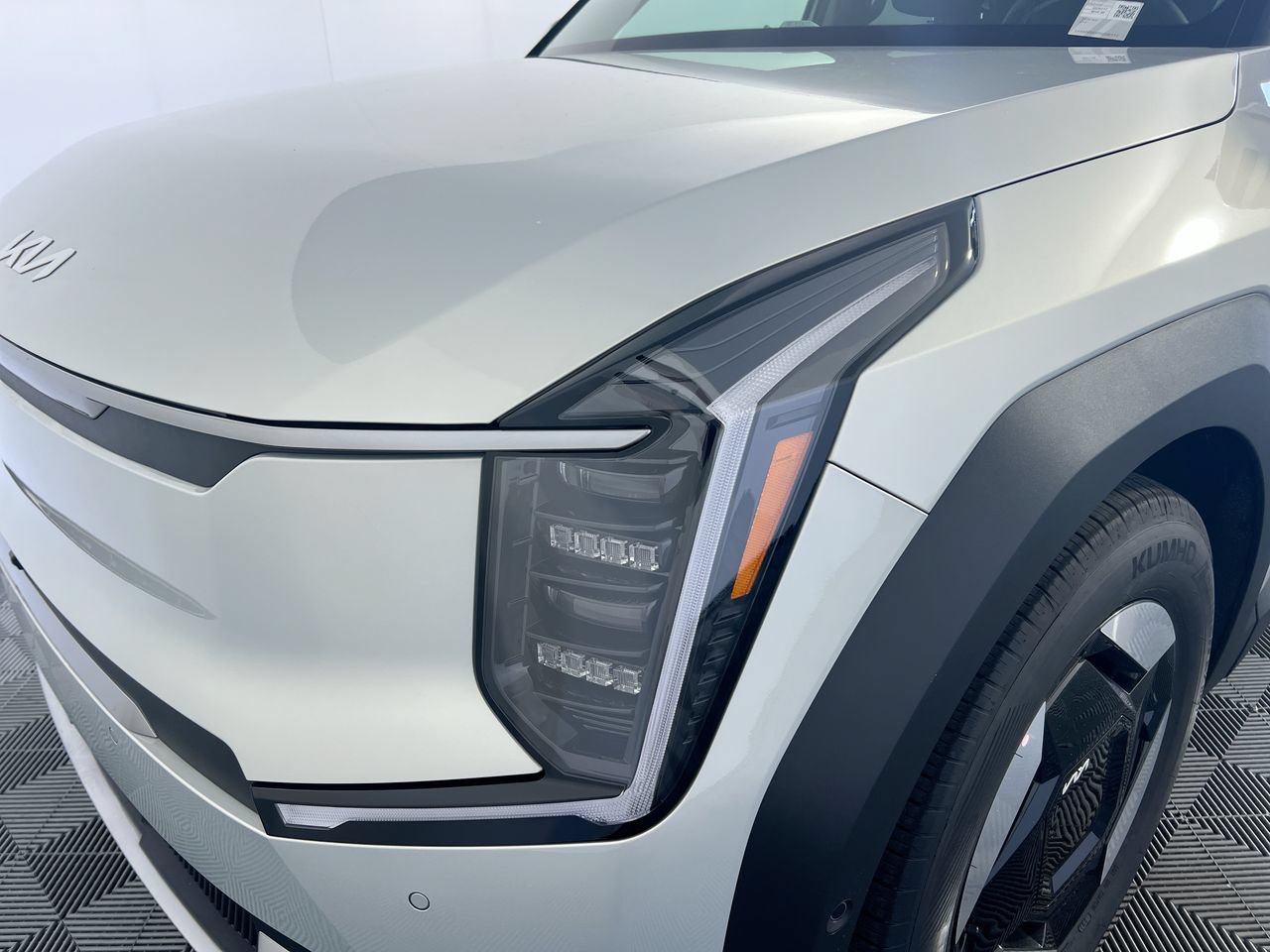 New 2026 Kia EV9 Light RWD image 11