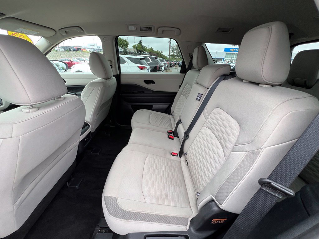 Used 2024 Nissan Pathfinder SV AWD/4WD image 20