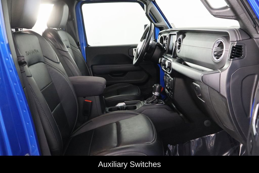 Used 2022 Jeep Wrangler Unlimited Sahara w/ Dual Top Group image 19