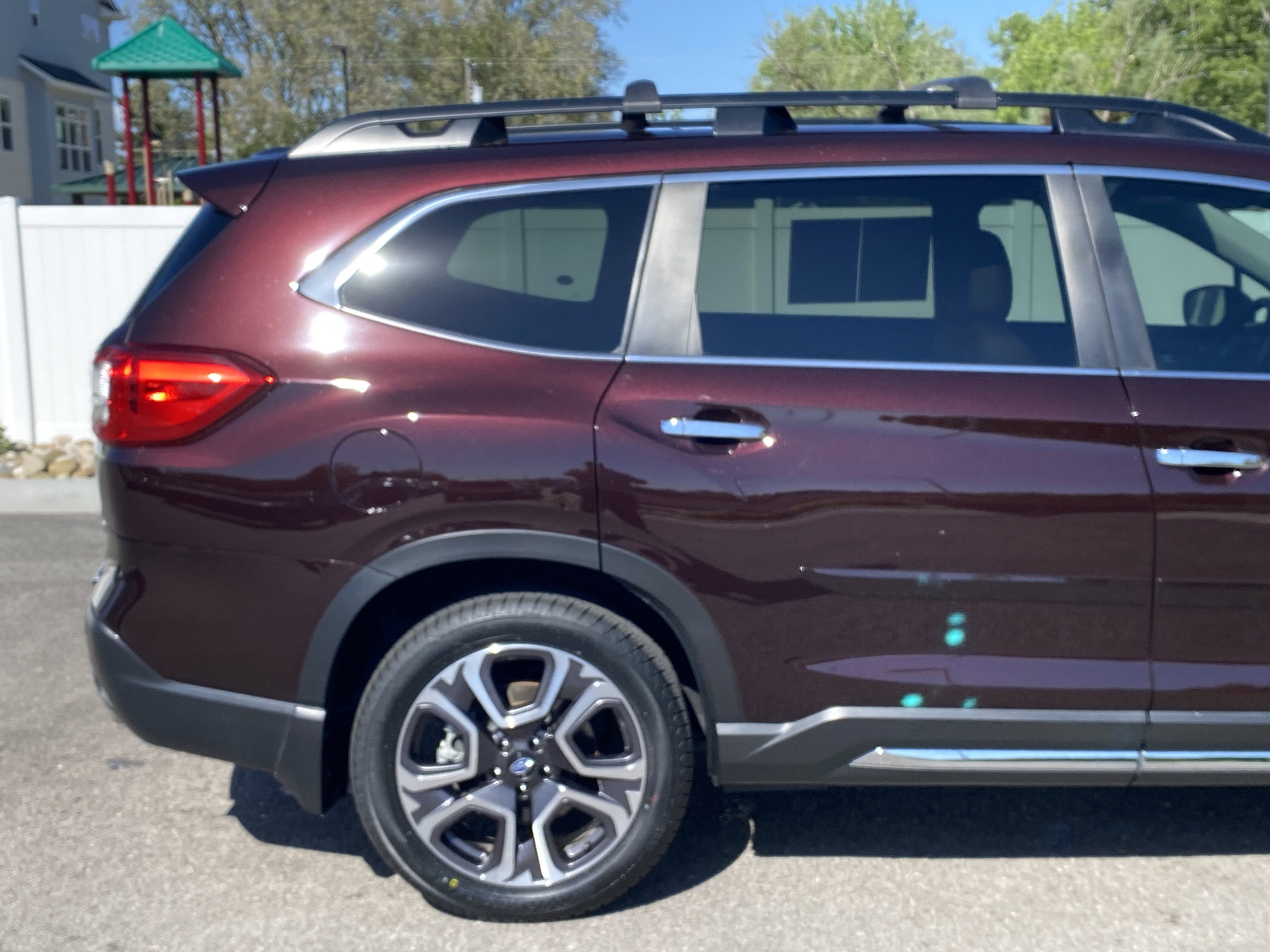 Certified 2023 Subaru Ascent Touring AWD/4WD image 6