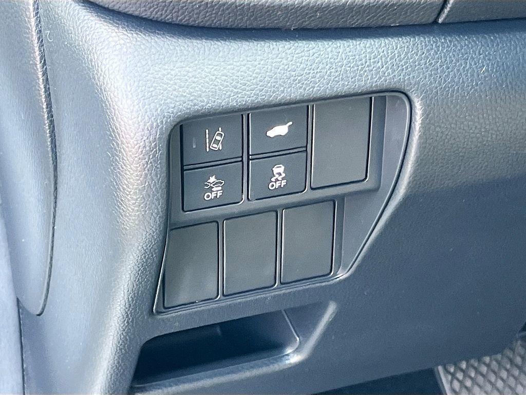 Used 2017 Honda CR-V Touring image 10