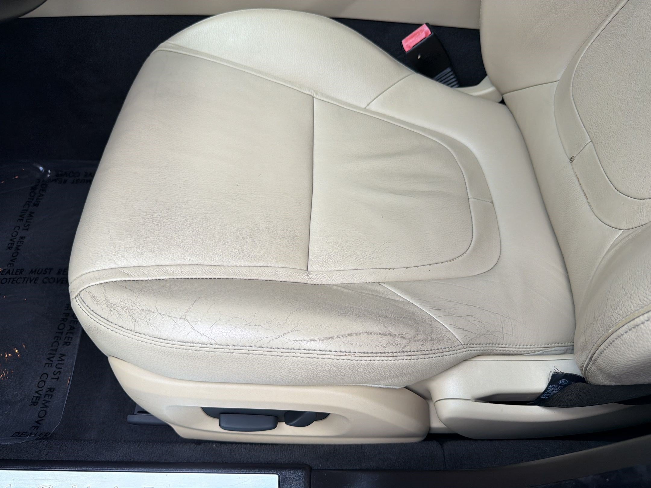 Used 2013 Jaguar XF RWD image 14