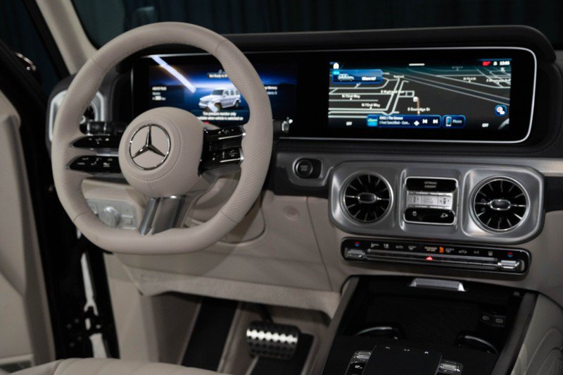 New 2027 Mercedes-Benz G 580 e image 17