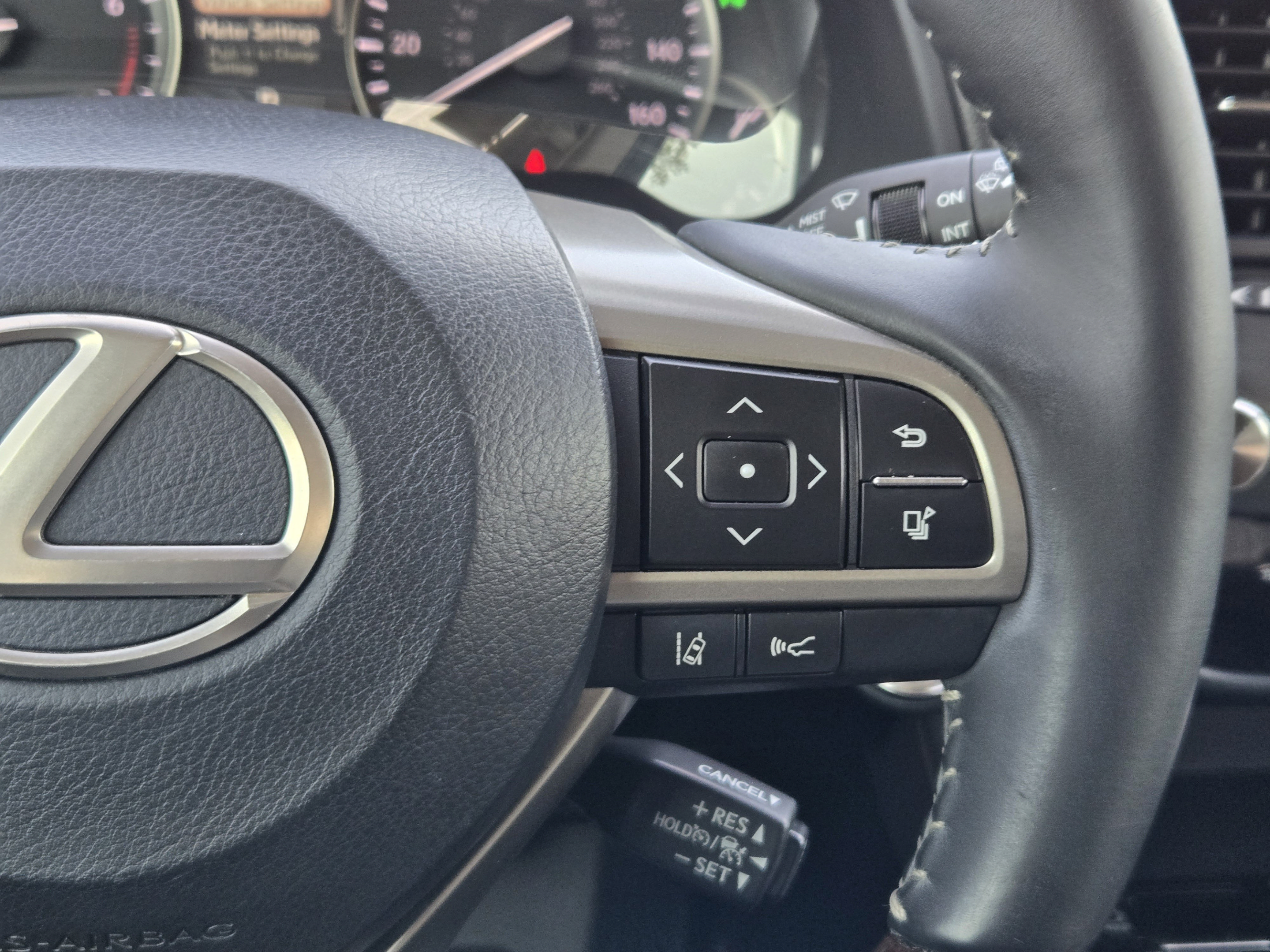 Used 2017 Lexus RX 350 AWD w/ Premium Package image 29
