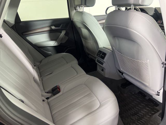 Used 2023 Audi Q5 2.0T Premium Plus w/ Premium Plus Package image 16