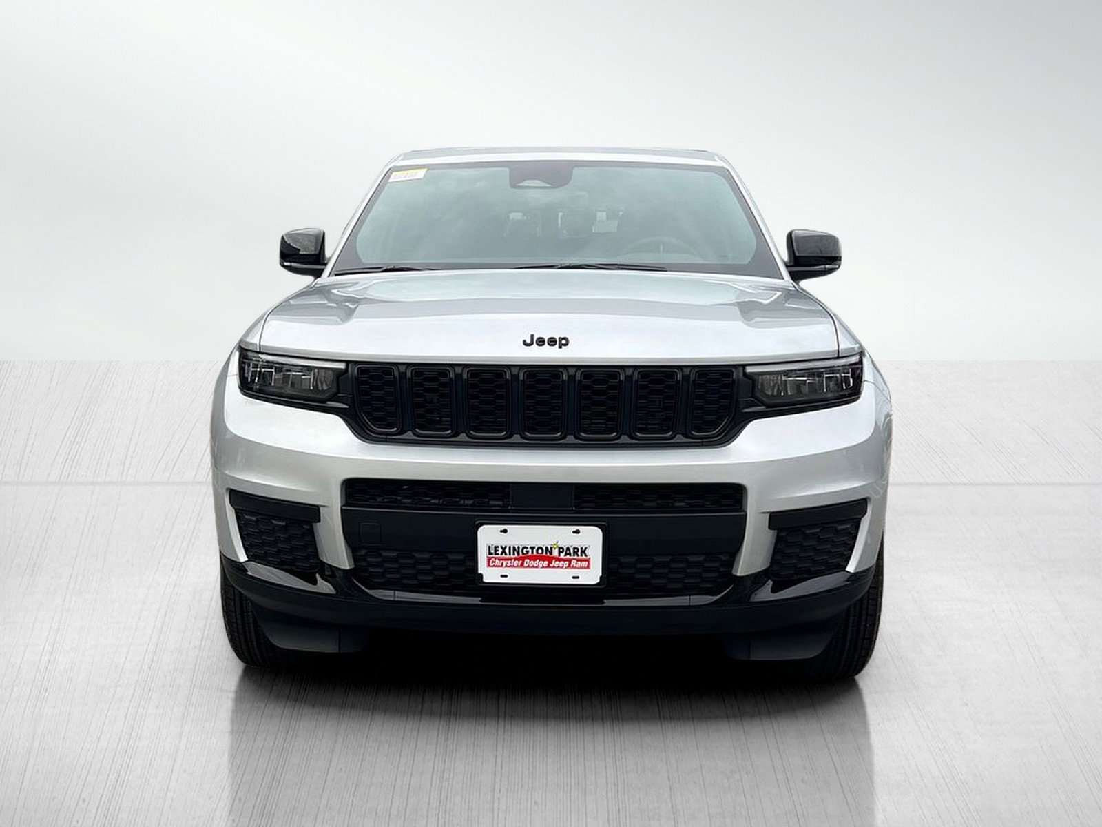 New 2025 Jeep Grand Cherokee L Altitude AWD/4WD image 5