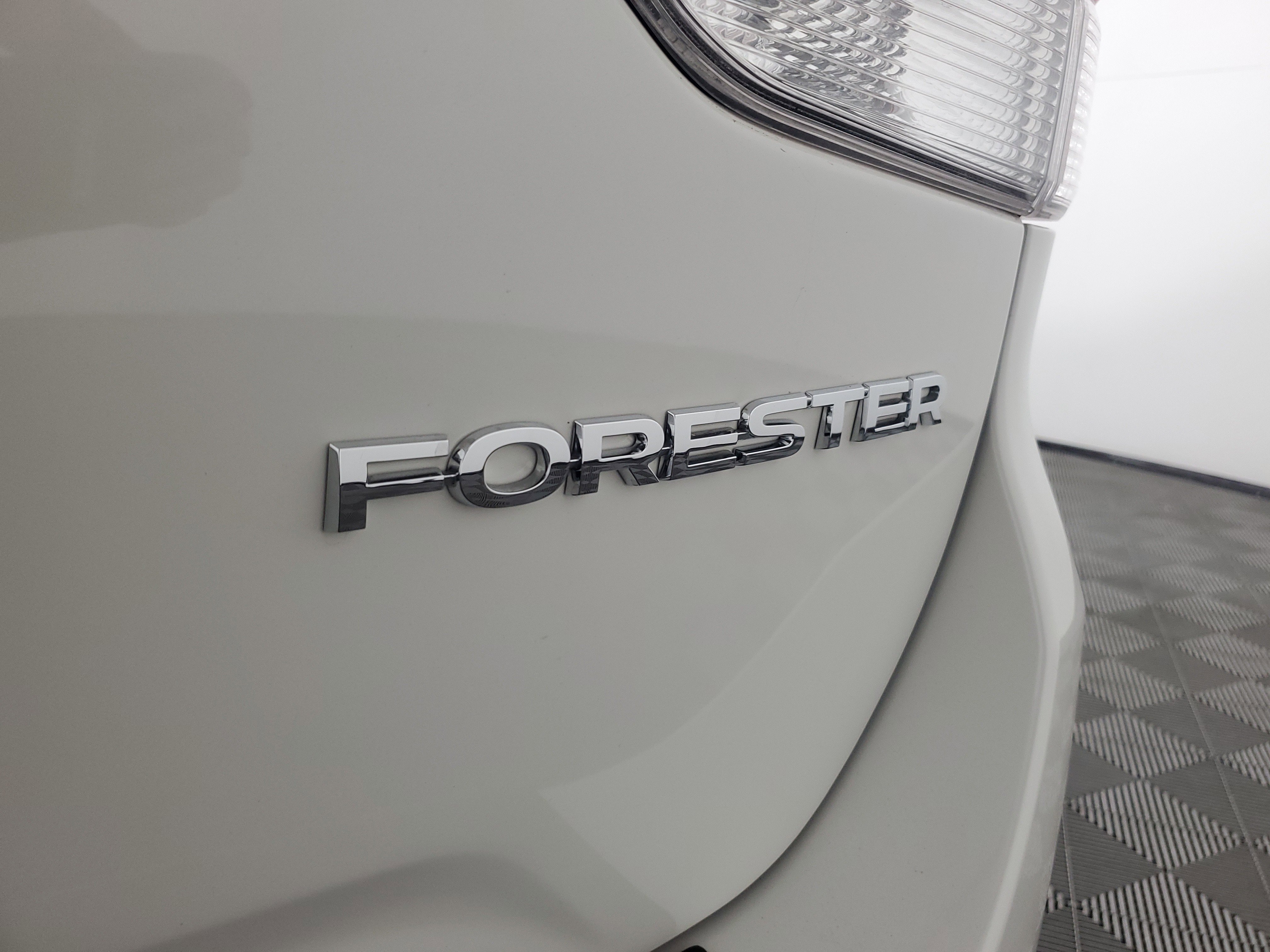 Used 2021 Subaru Forester image 31