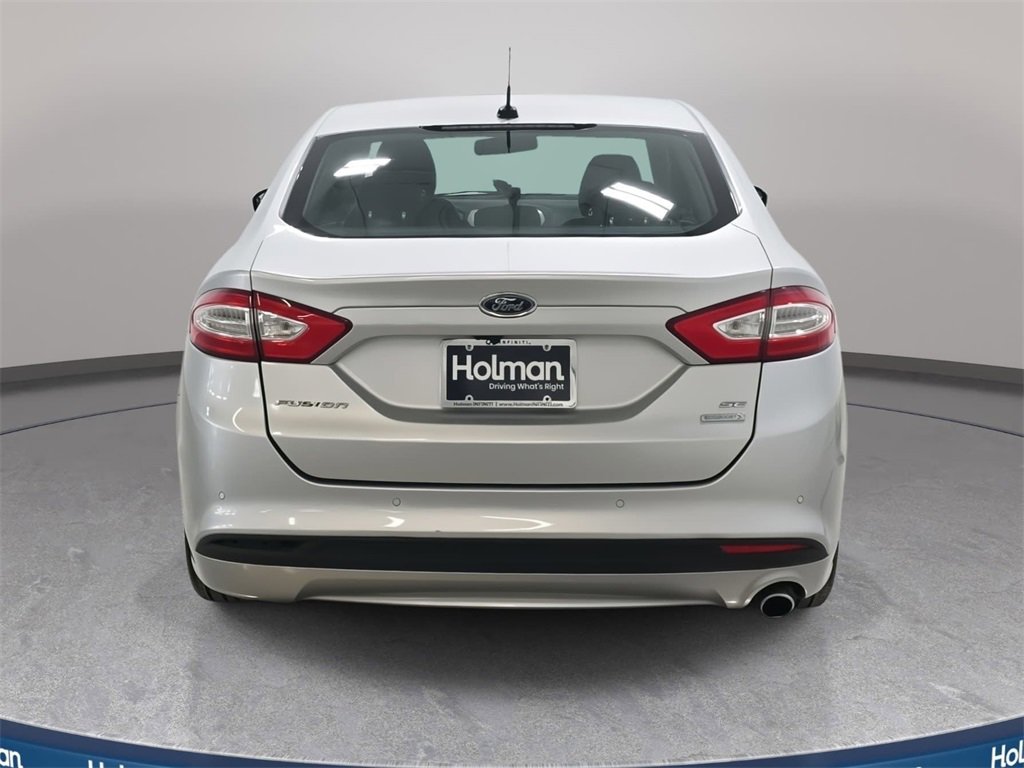 Used 2014 Ford Fusion SE w/ Equipment Group 202A image 7