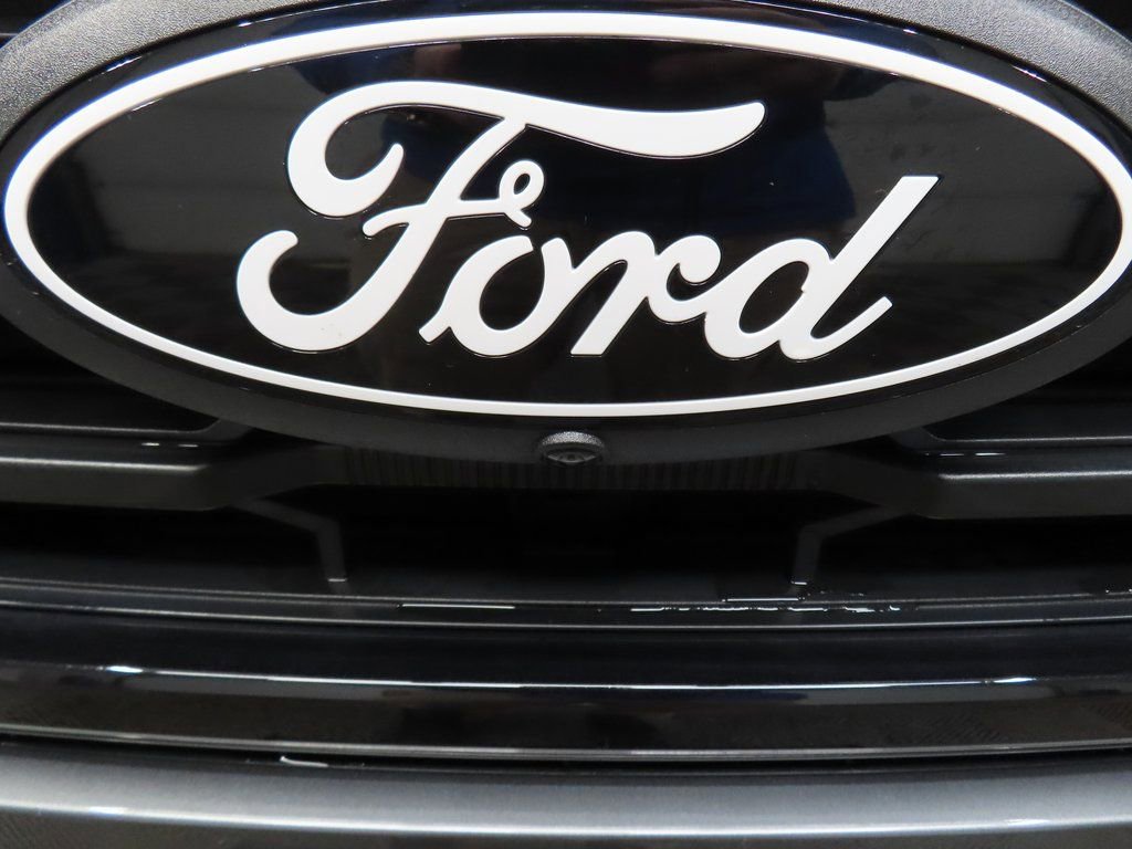 Used 2025 Ford F150 XLT w/ Equipment Group 303A High image 50