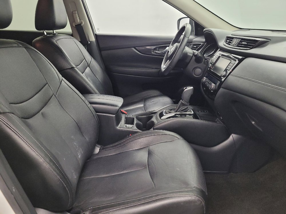 Used 2020 Nissan Rogue SL FWD image 21
