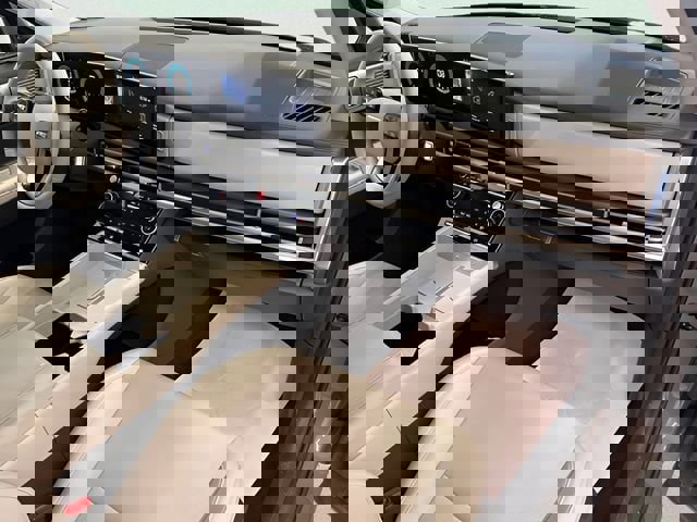 Used 2025 Hyundai Santa Fe SEL image 17