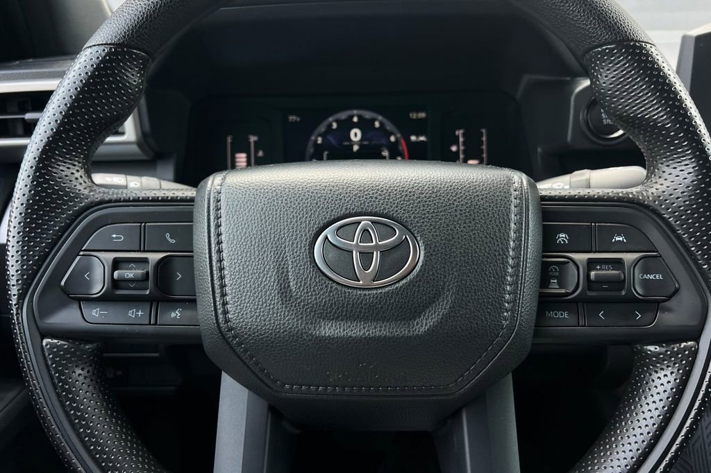 Used 2024 Toyota Tacoma SR5 AWD/4WD image 26