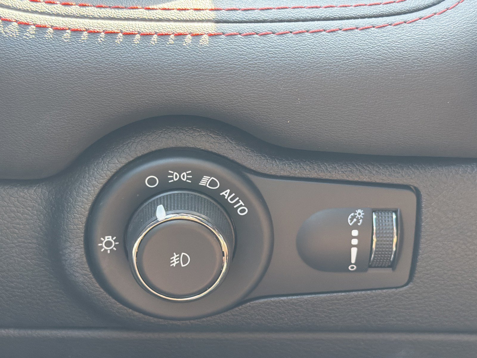 Used 2023 Dodge Durango GT AWD/4WD image 26