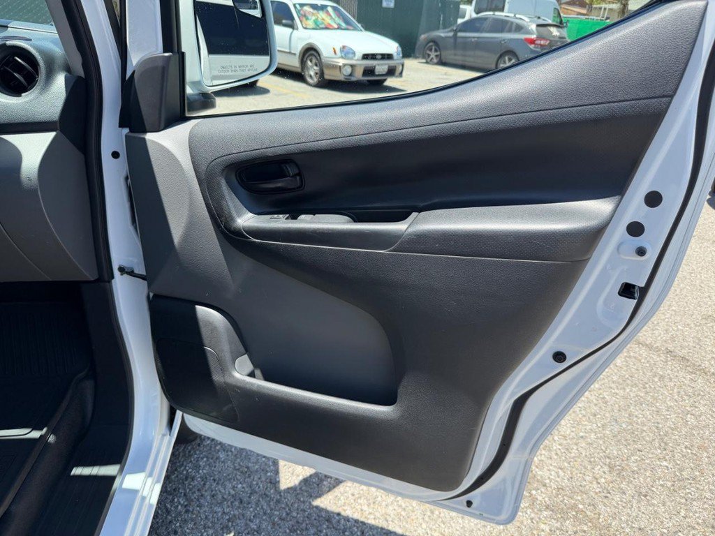 Used 2021 Nissan NV200 SV w/ Back Door Glass Package FWD image 25